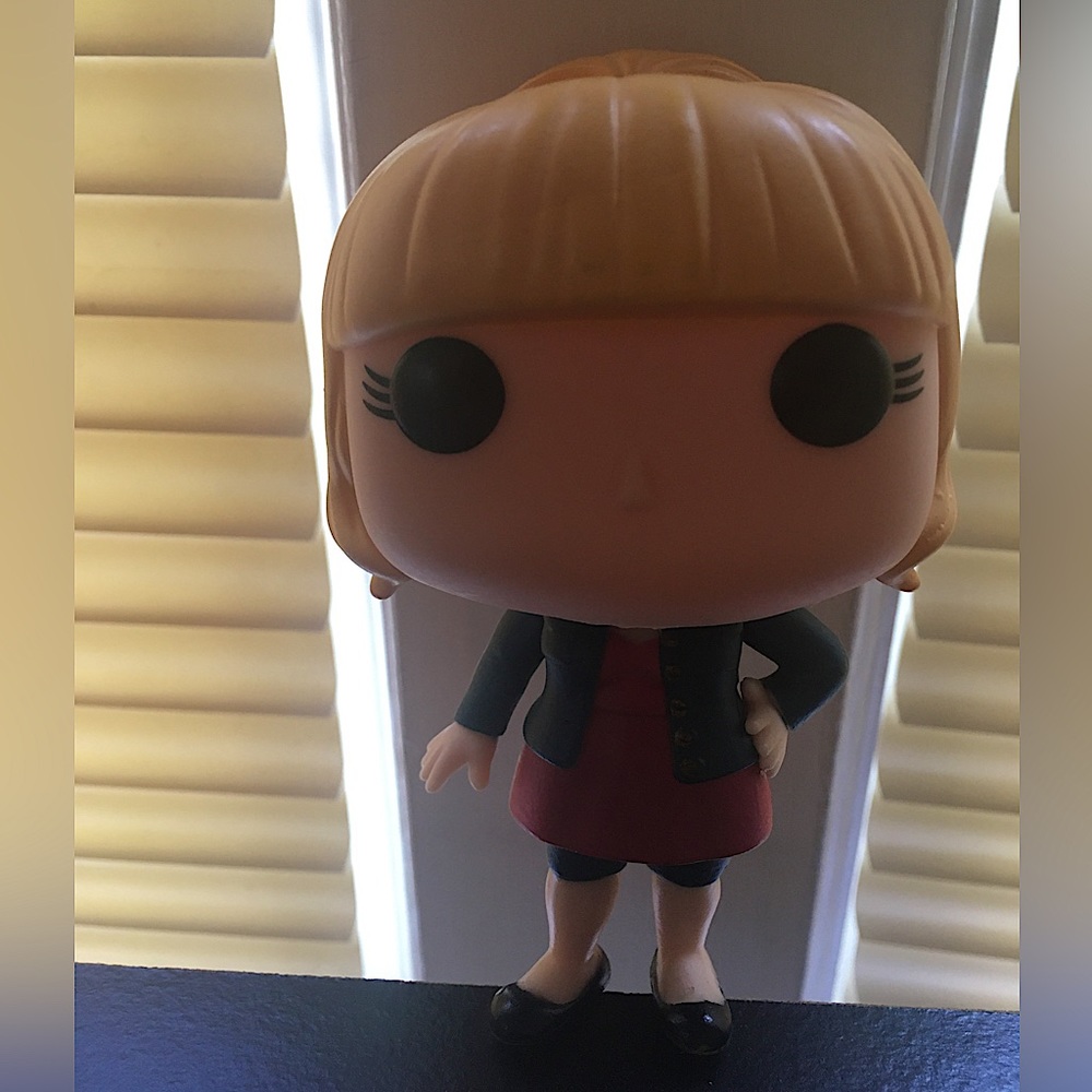 FAT AMY from PITCH PERFECT- FUNKO POP. Box not included. Slight scuffing/chips